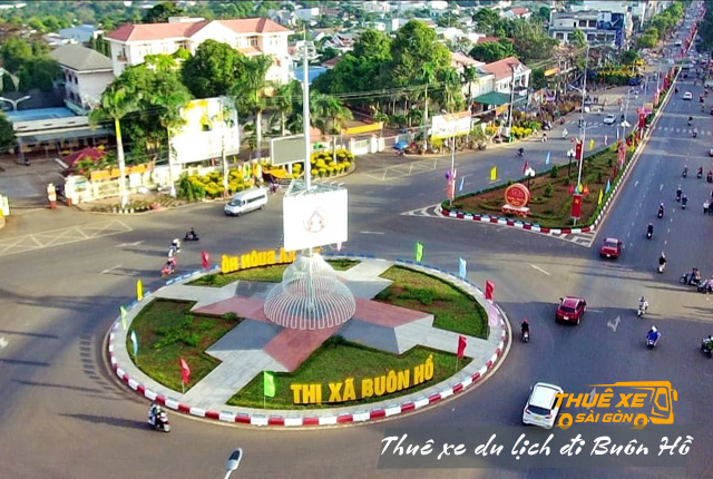 Giá cho thuê xe du lịch đi Buôn Hồ