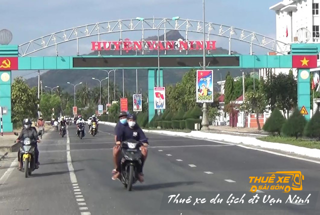 Giá cho thuê xe du lịch đi Vạn Ninh - Khánh Hòa