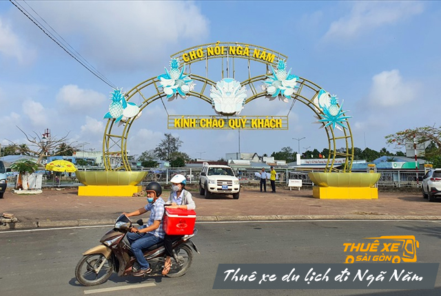 Giá thuê xe du lịch đi thị xã Ngã 5