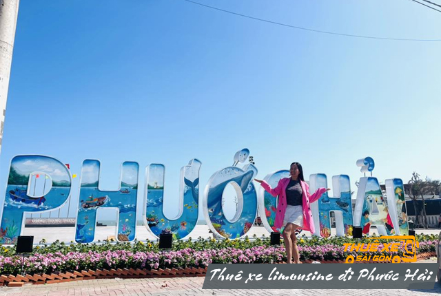 Cho thuê xe limousine 9 chỗ đi Phước Hải