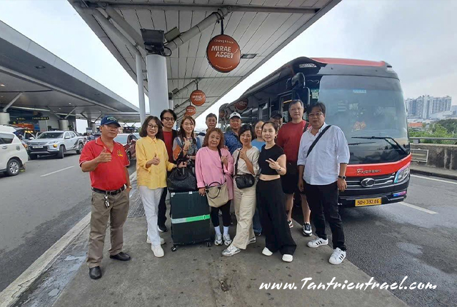 Thuê xe limousine theo giờ hay theo ngày – Cách chọn tối ưu